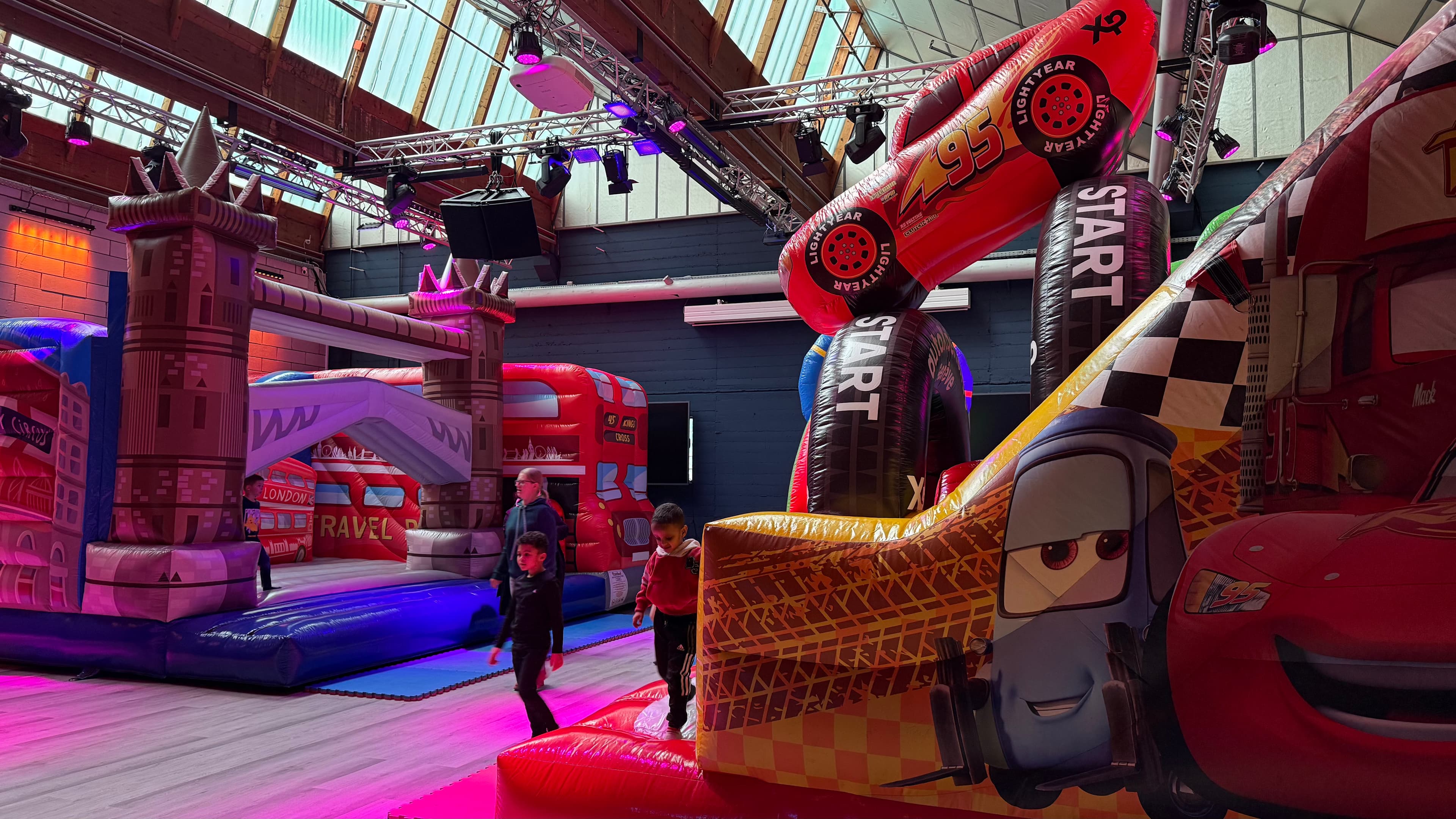 Intérieur de Yatouland